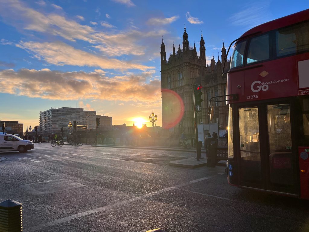 lever de soleil sur Westminster